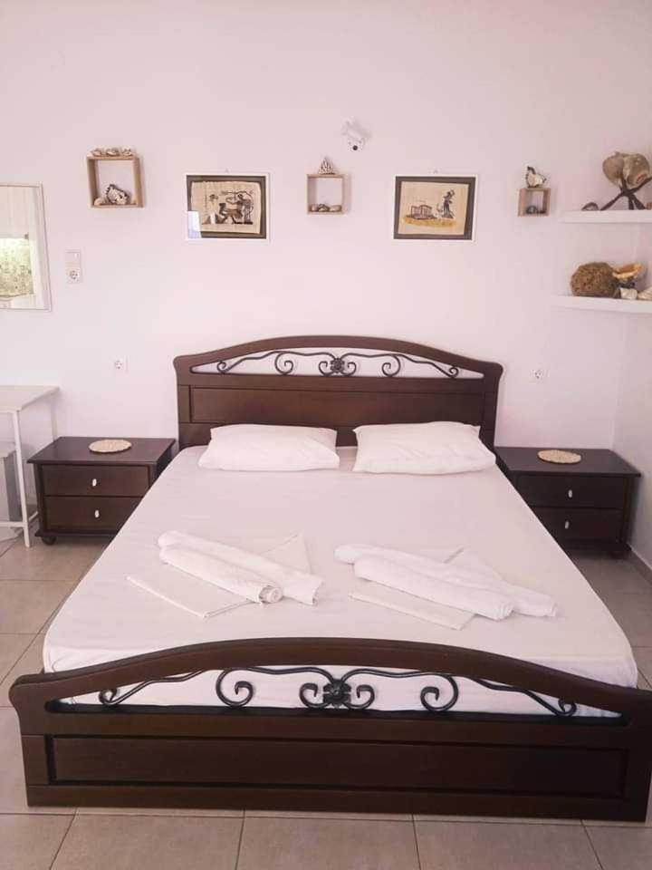 Kalymnos Platy Gialos Mousellis Makis Apartments Panormos  Kültér fotó
